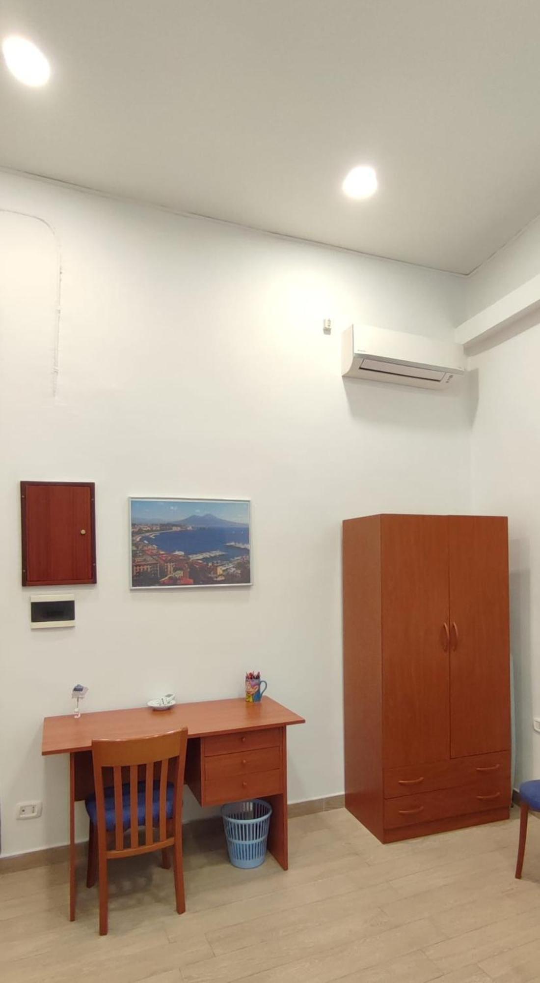 Casa Vacanze Napoli Centro Carmen & Sara Exterior foto
